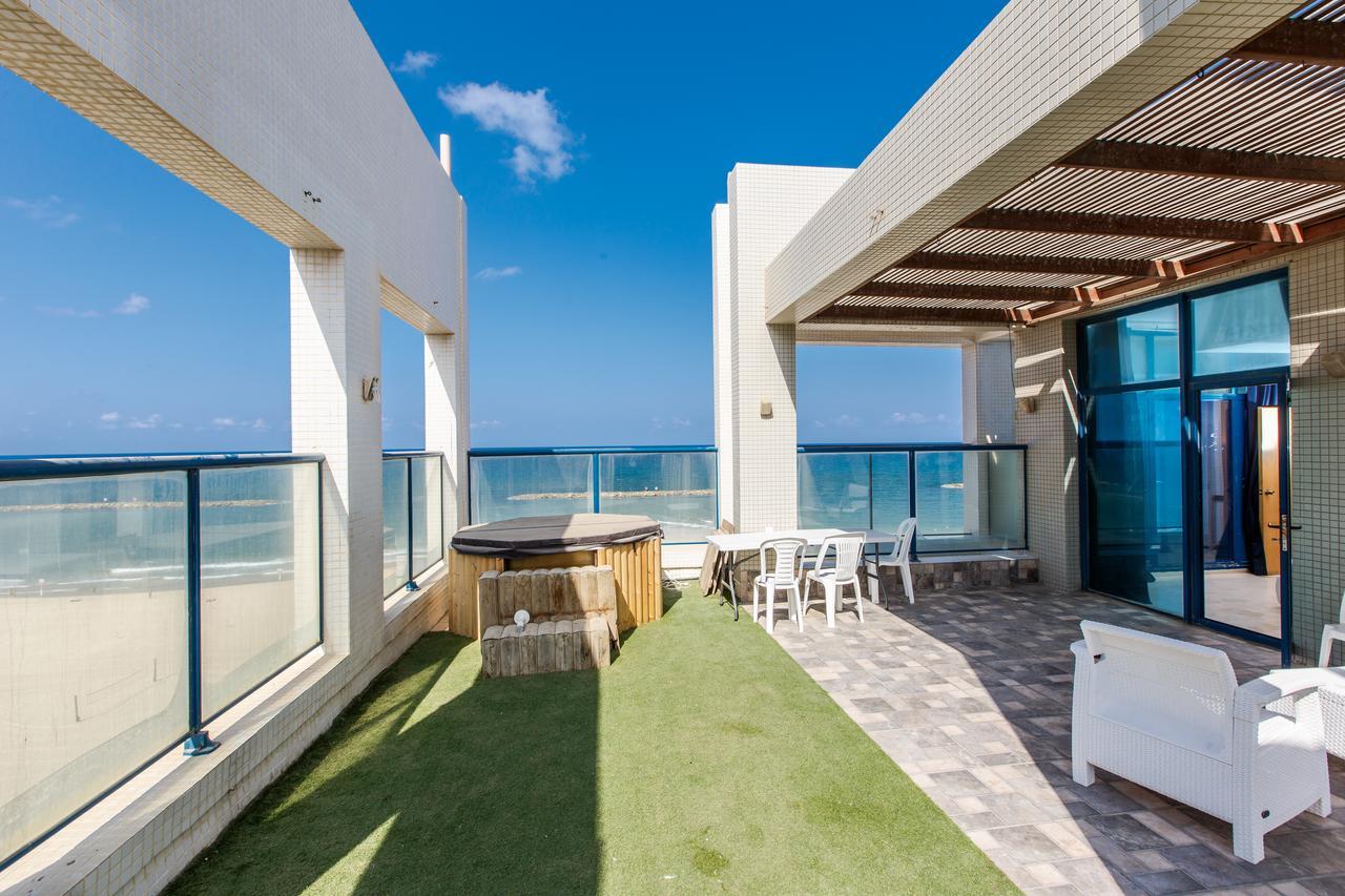 Ocean Front Apartments First Line To The Beach เทลอาวีฟ ภายนอก รูปภาพ