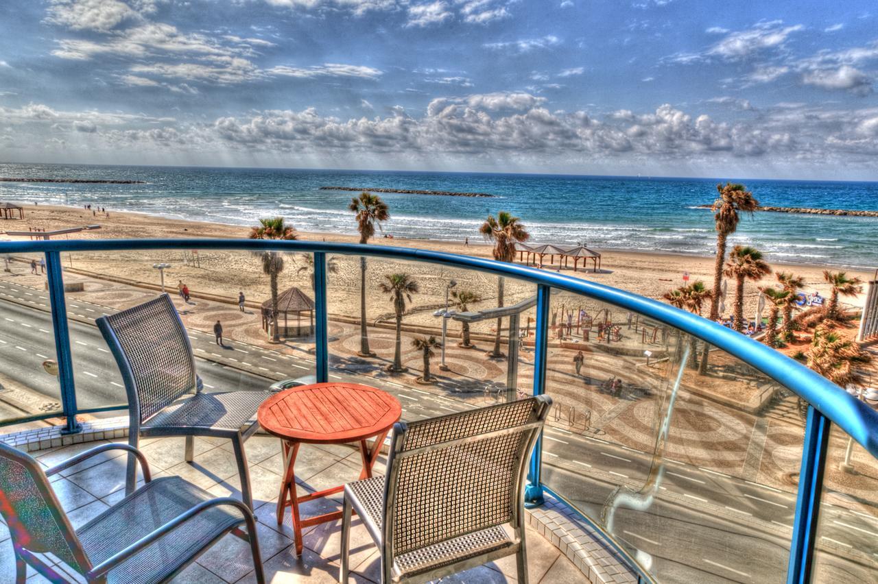 Ocean Front Apartments First Line To The Beach เทลอาวีฟ ภายนอก รูปภาพ